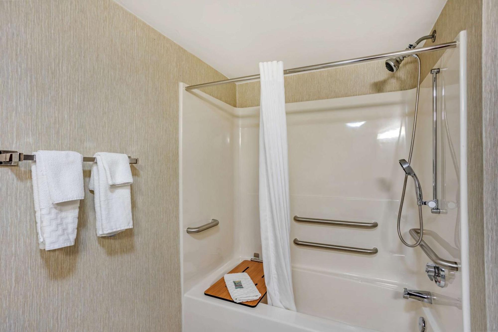 Best Western Danville Inn מראה חיצוני תמונה